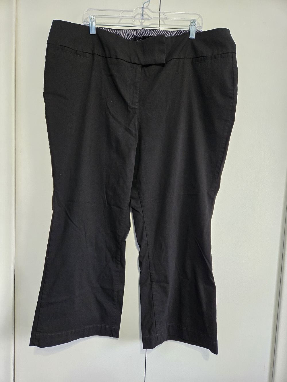 Torrid Studio Black Dress Pants Womens 24XS Cropped Stretch Career Work Slacks‎